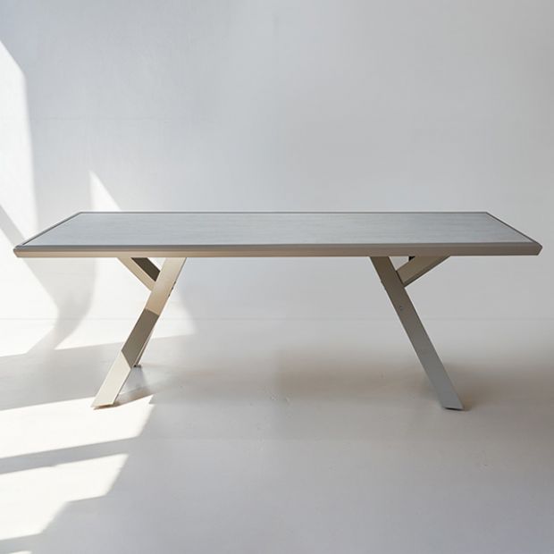 Mesa de comedor rectangular de 6 plazas para exterior, fabricada en aleación de aluminio con tablero de PS imitación madera - 11D26A