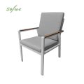 Silla de comedor de aluminio con reposabrazos de WPC para exteriores con cojín - 11D27J