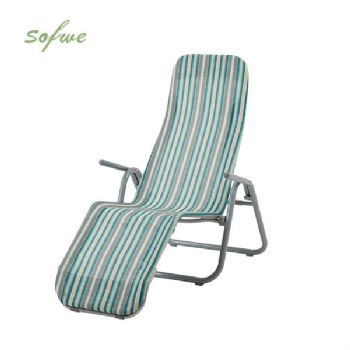 Sillón de acero con reposabrazos curvados